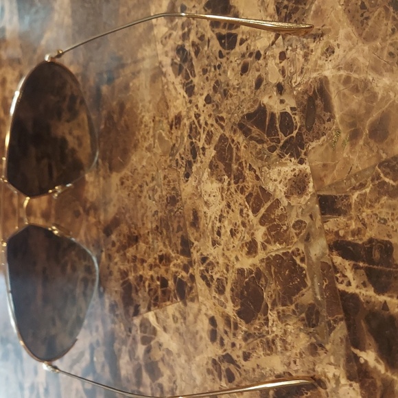 CD (CHRISTIAN DIOR)  GREY GRADIENT GOLD AVIATORish SUNGLASSES - Picture 3 of 4